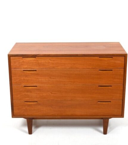 vanity-dresser-in-teak-by-ib-kofod-larsen-for-brande-mobelindustri-1960s-1.jpg